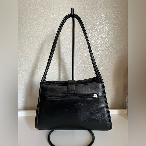 Elegant Black Leather Shoulder Bag - Picture 4 of 7